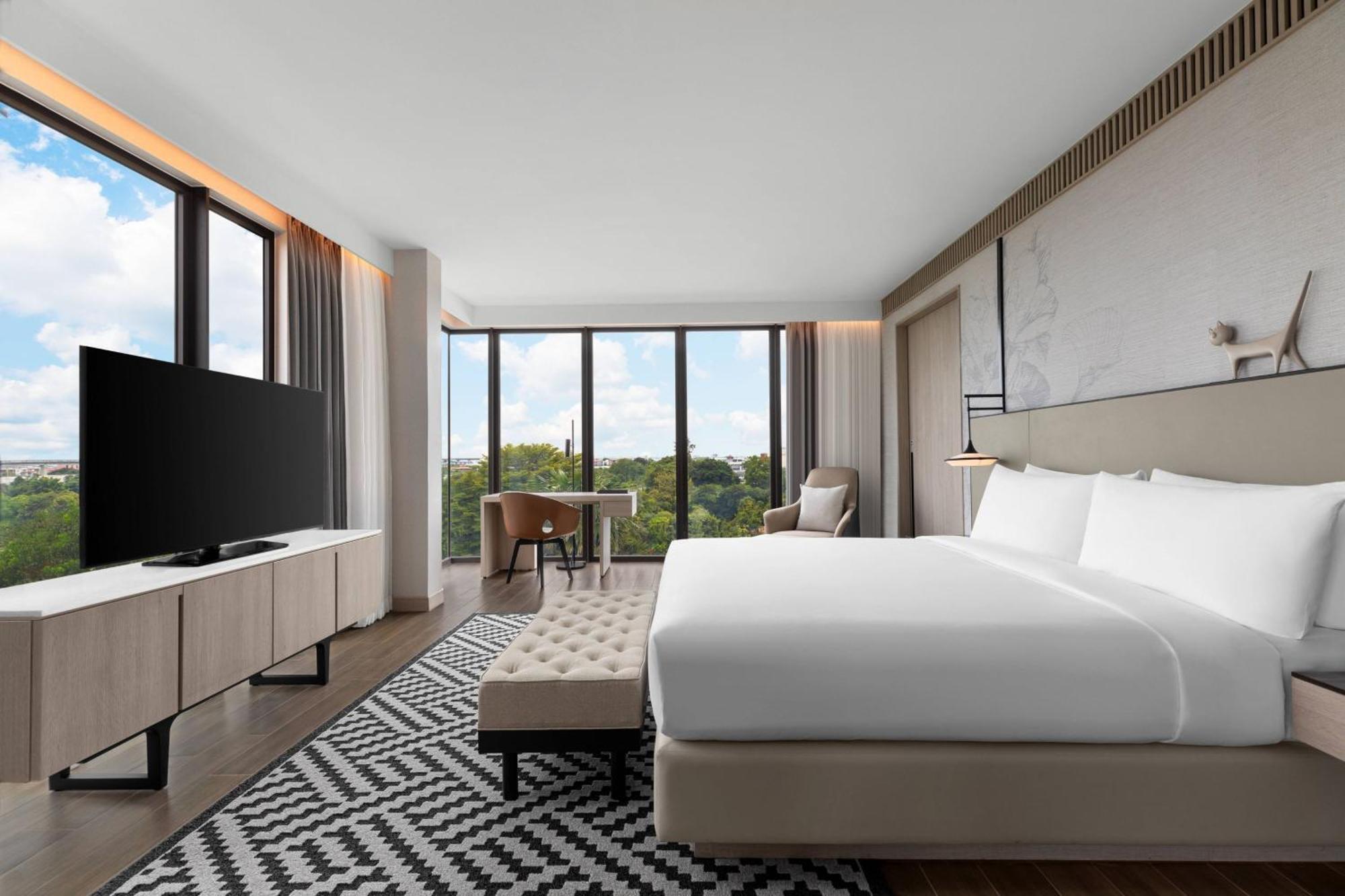 Courtyard By Marriott Bangkok Suvarnabhumi Airport Esterno foto
