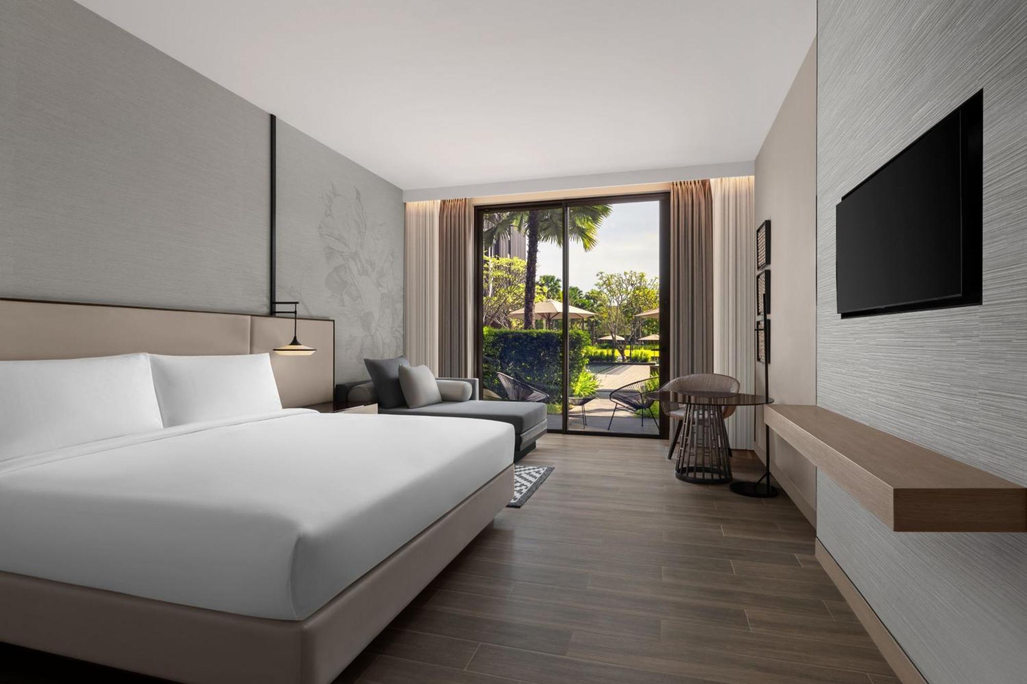 Courtyard By Marriott Bangkok Suvarnabhumi Airport Esterno foto